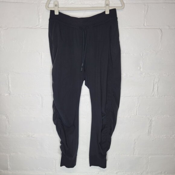 Athleta Pants - Athleta Women's Size 8 Attitude Pants Black Pull On Drawstring